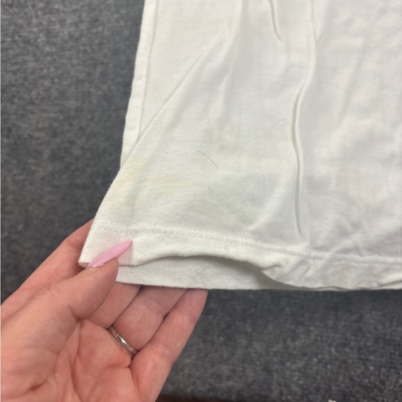 TRUE RELIGION Women’s V-Neck White Pink Logo Shirt size: XS - Picture 6 of 8